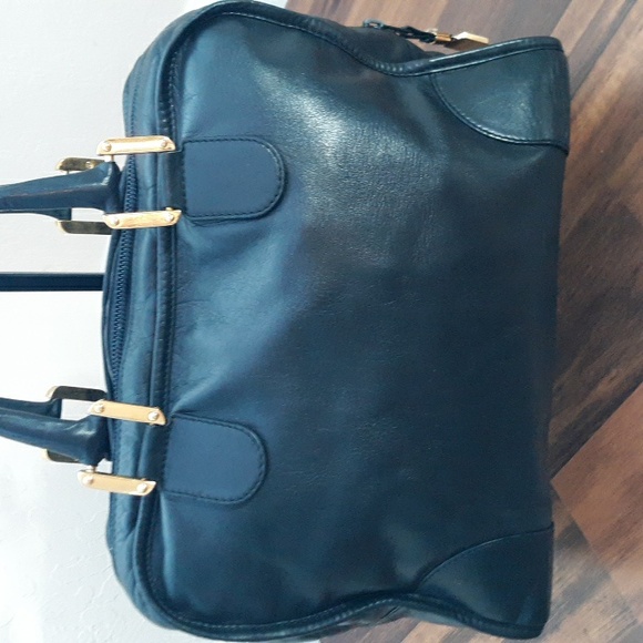 Loewe Amazona Black Leather Handbag - Picture 6 of 16